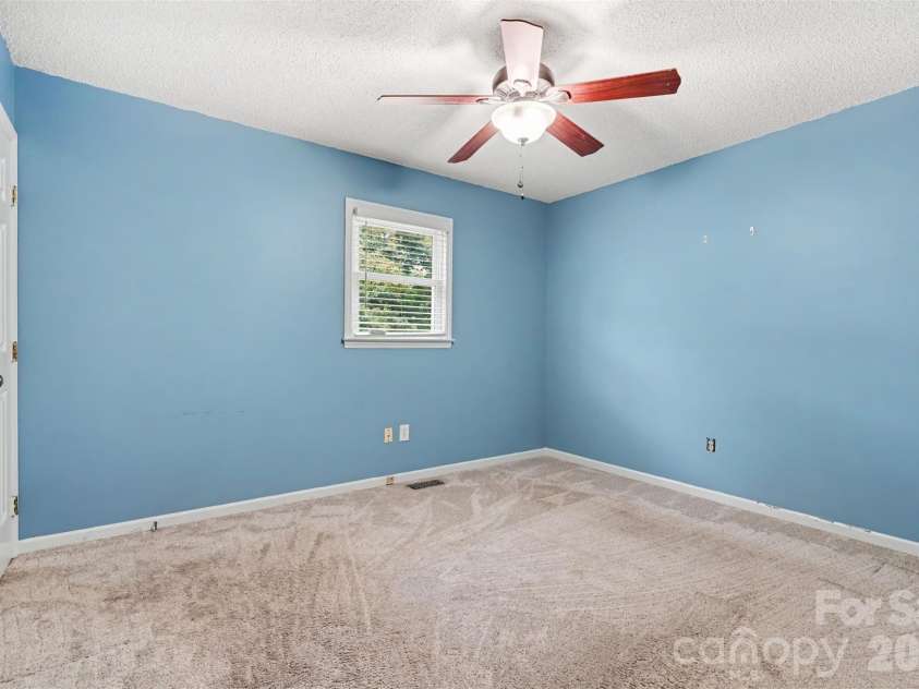 1751 Piney Road, Hickory, NC 28602.  MLS# CAR4413437, YatesRealty ID 43968. 