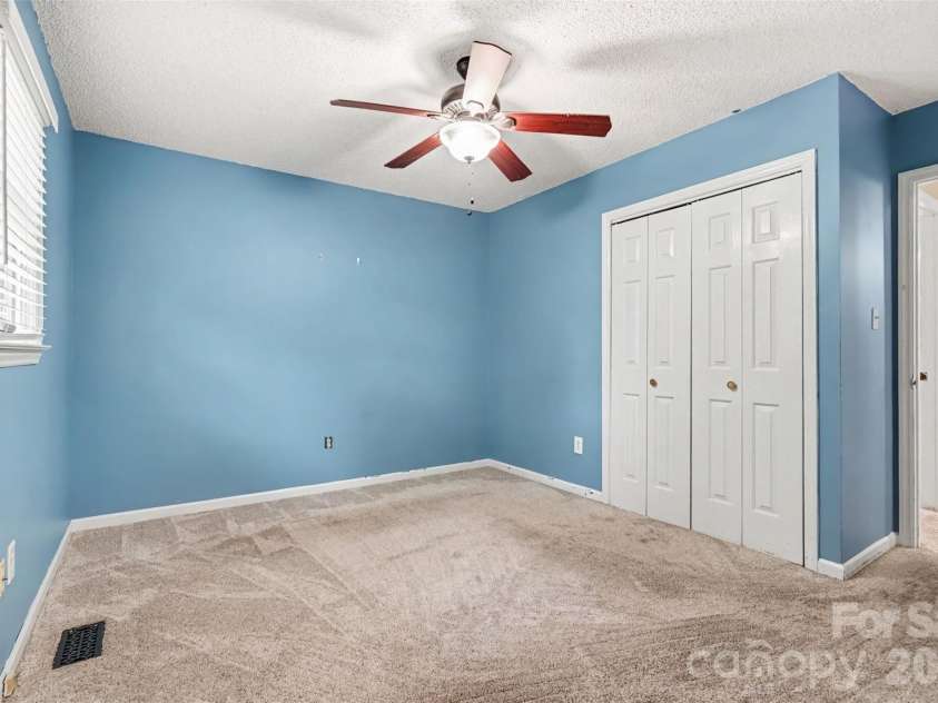 1751 Piney Road, Hickory, NC 28602.  MLS# CAR4413437, YatesRealty ID 43968. 