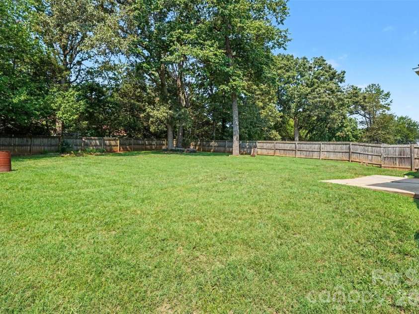 1751 Piney Road, Hickory, NC 28602.  MLS# CAR4413437, YatesRealty ID 43968. 