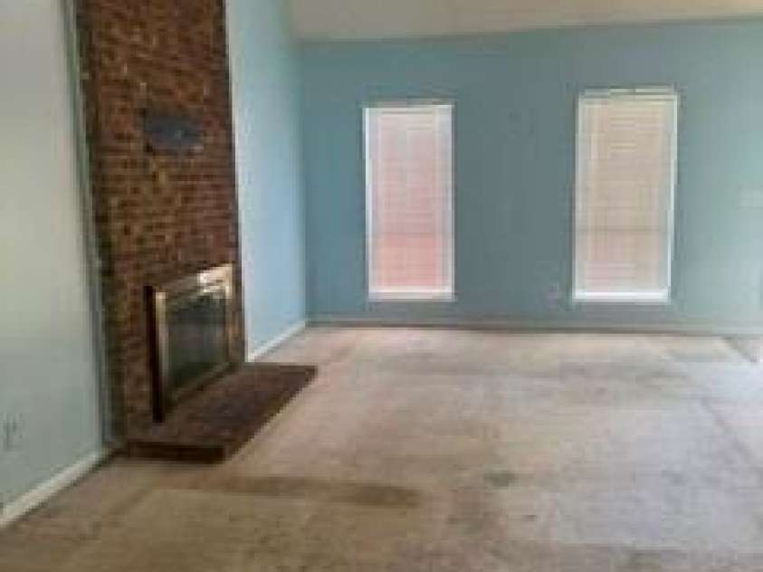 8417 Pinstripe Lane, Charlotte, NC 28227.  MLS# CAR4412413, YatesRealty ID 43969. 