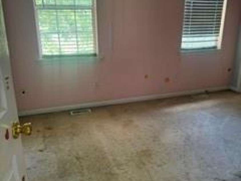 8417 Pinstripe Lane, Charlotte, NC 28227.  MLS# CAR4412413, YatesRealty ID 43969. 