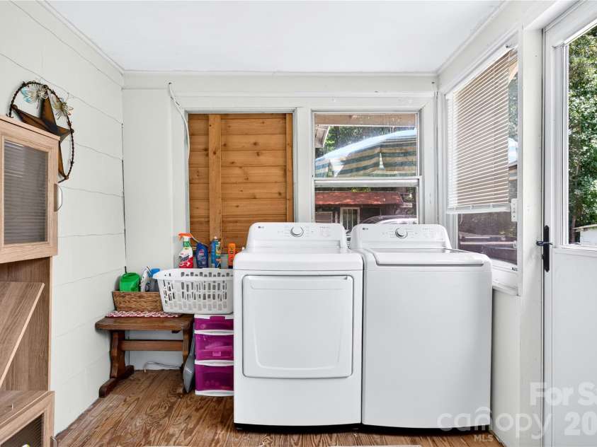 2478 NC Hwy 108 Highway, Columbus, NC 28722.  MLS# CAR4413242, YatesRealty ID 43973. 