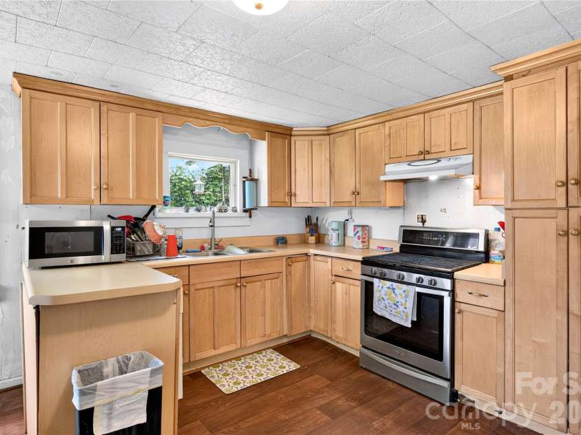 2478 NC Hwy 108 Highway, Columbus, NC 28722.  MLS# CAR4413242, YatesRealty ID 43973. 