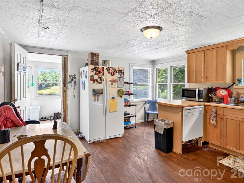 2478 NC Hwy 108 Highway, Columbus, NC 28722.  MLS# CAR4413242, YatesRealty ID 43973. 