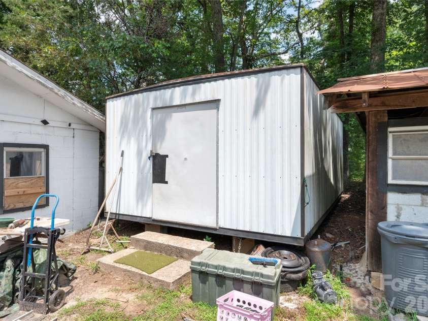 2478 NC Hwy 108 Highway, Columbus, NC 28722.  MLS# CAR4413242, YatesRealty ID 43973. 
