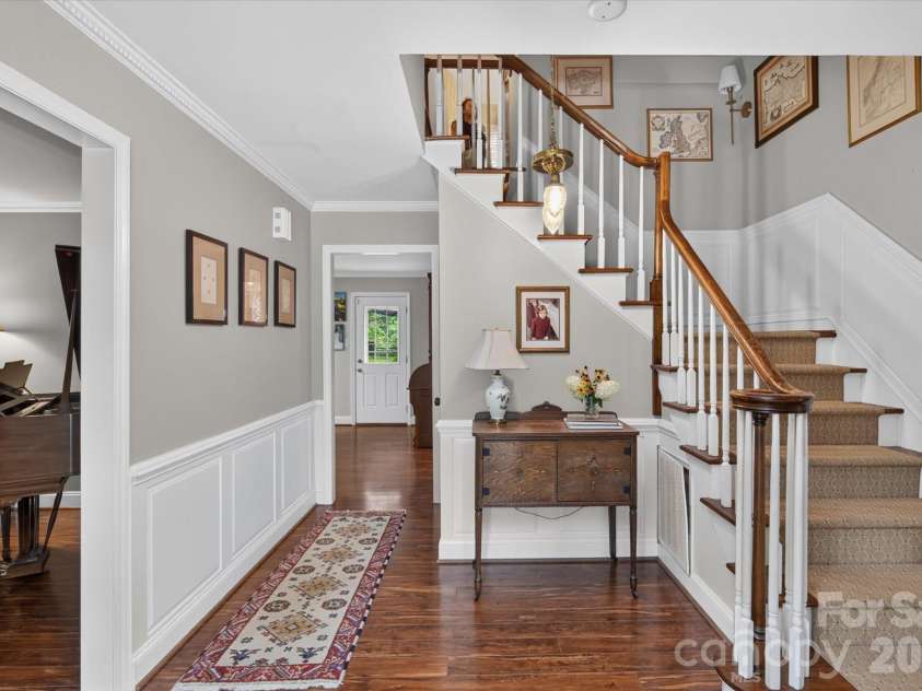 4419 Darventry Court, Charlotte, NC 28226.  MLS# CAR4403931, YatesRealty ID 43975. 
