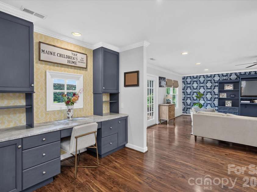 4419 Darventry Court, Charlotte, NC 28226.  MLS# CAR4403931, YatesRealty ID 43975. 