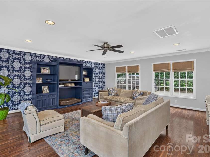 4419 Darventry Court, Charlotte, NC 28226.  MLS# CAR4403931, YatesRealty ID 43975. 