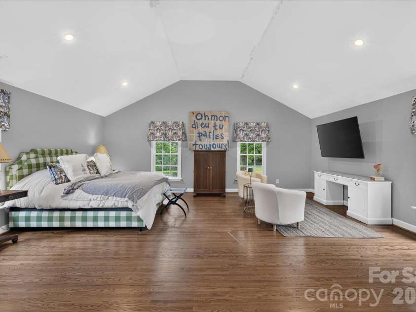 4419 Darventry Court, Charlotte, NC 28226.  MLS# CAR4403931, YatesRealty ID 43975. 