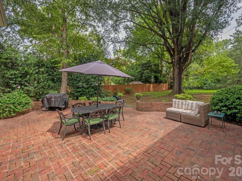 4419 Darventry Court, Charlotte, NC 28226.  MLS# CAR4403931, YatesRealty ID 43975. 