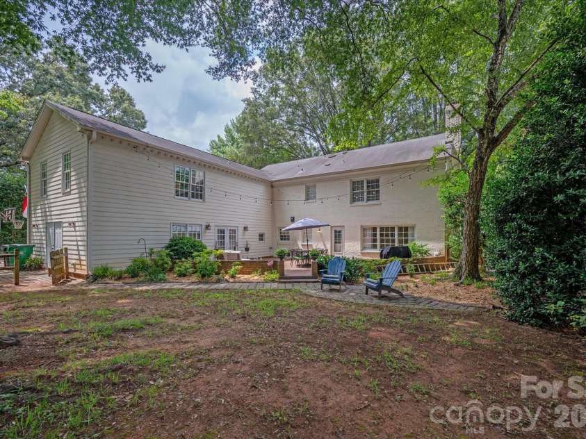 4419 Darventry Court, Charlotte, NC 28226.  MLS# CAR4403931, YatesRealty ID 43975. 
