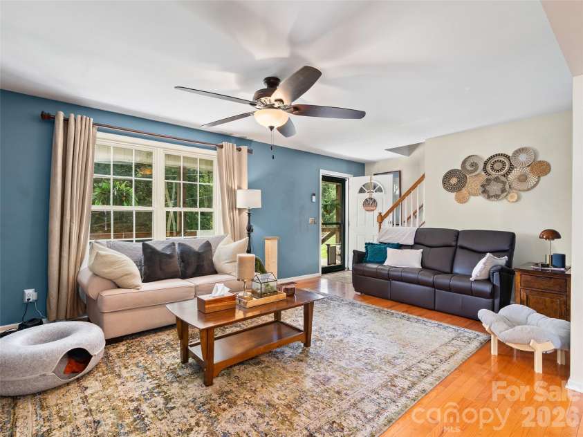 14 Folsom Drive, Candler, NC 28715.  MLS# CAR4414461, YatesRealty ID 43977. 
