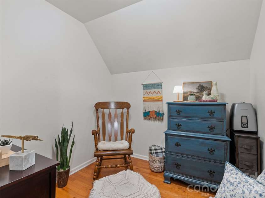 14 Folsom Drive, Candler, NC 28715.  MLS# CAR4414461, YatesRealty ID 43977. 