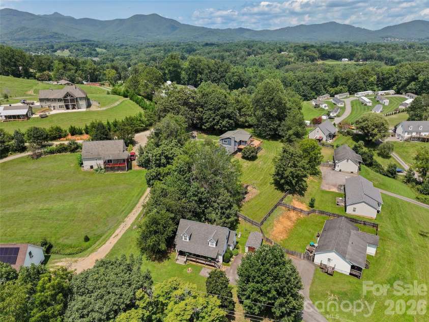 14 Folsom Drive, Candler, NC 28715.  MLS# CAR4414461, YatesRealty ID 43977. 