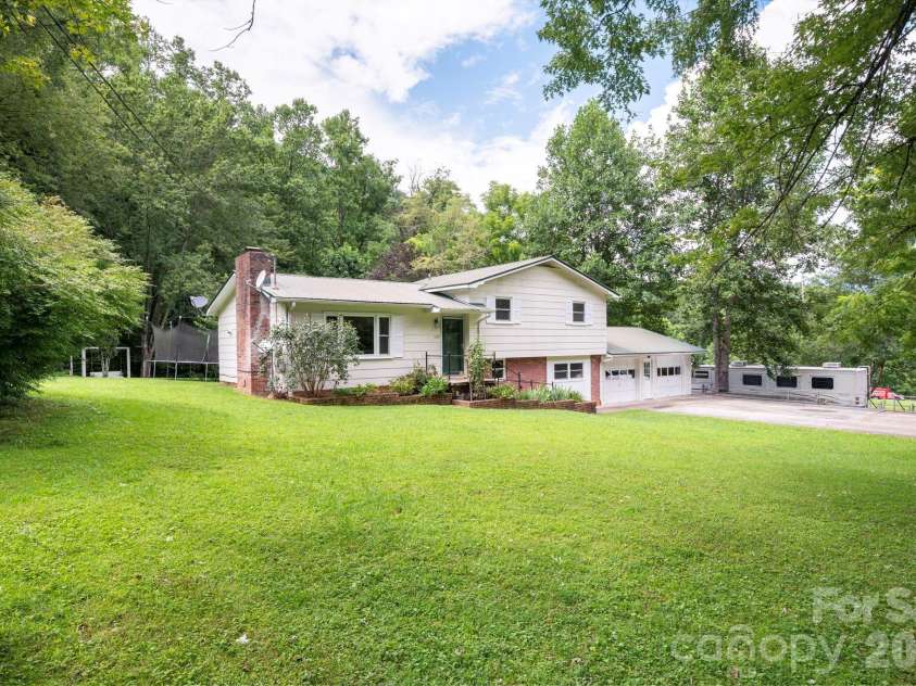 1244 Macktown Road, Sylva, NC 28779.  MLS# CAR4413495, YatesRealty ID 43978. 