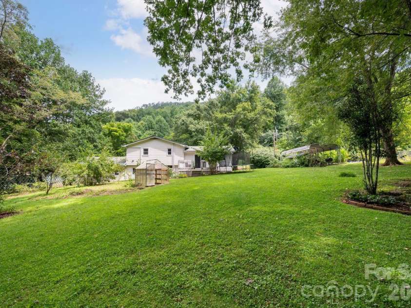 1244 Macktown Road, Sylva, NC 28779.  MLS# CAR4413495, YatesRealty ID 43978. 