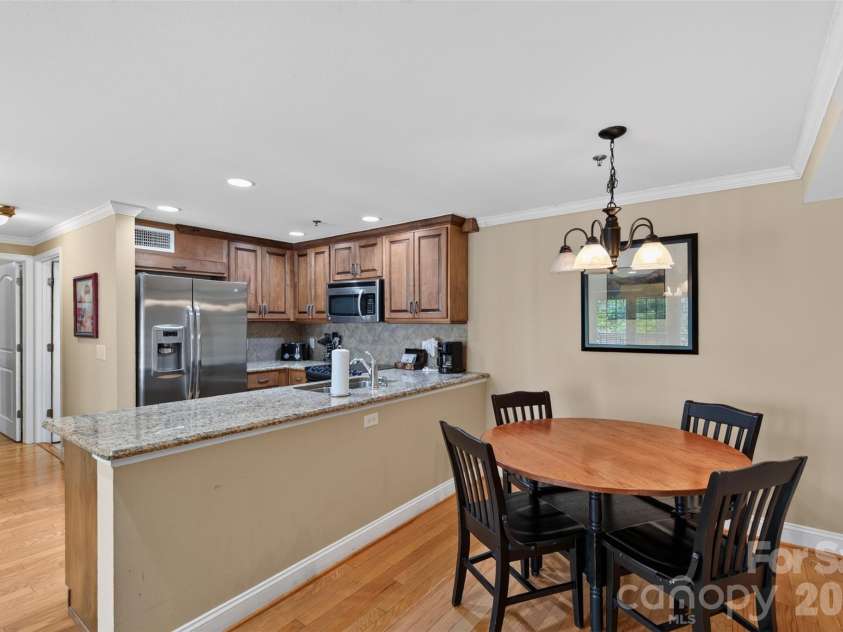 413 Bowling Park Road, Asheville, NC 28803.  MLS# CAR4414486, YatesRealty ID 43979. 