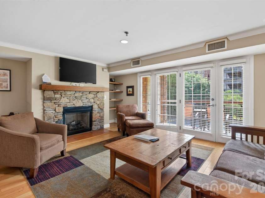413 Bowling Park Road, Asheville, NC 28803.  MLS# CAR4414486, YatesRealty ID 43979. 