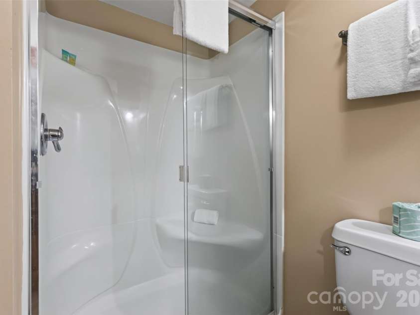 413 Bowling Park Road, Asheville, NC 28803.  MLS# CAR4414486, YatesRealty ID 43979. 