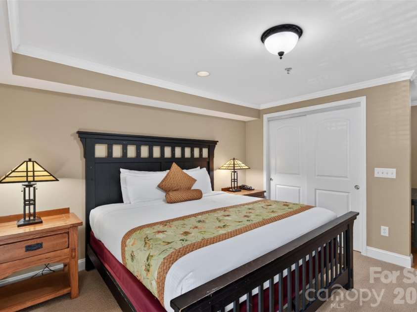 413 Bowling Park Road, Asheville, NC 28803.  MLS# CAR4414486, YatesRealty ID 43979. 