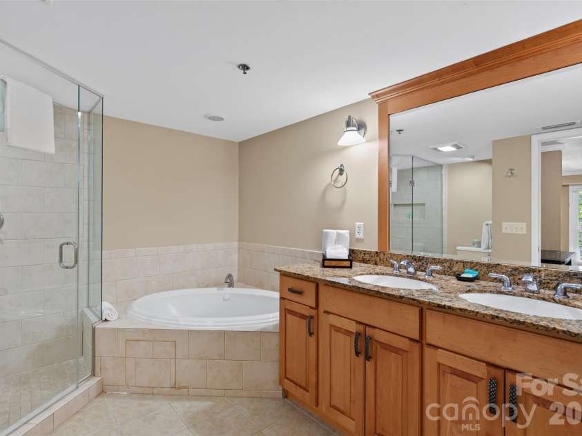 413 Bowling Park Road, Asheville, NC 28803.  MLS# CAR4414486, YatesRealty ID 43979. 