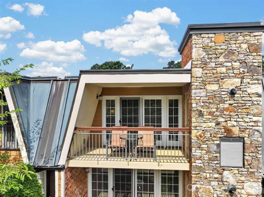 413 Bowling Park Road, Asheville, NC 28803.  MLS# CAR4414486, YatesRealty ID 43979. 
