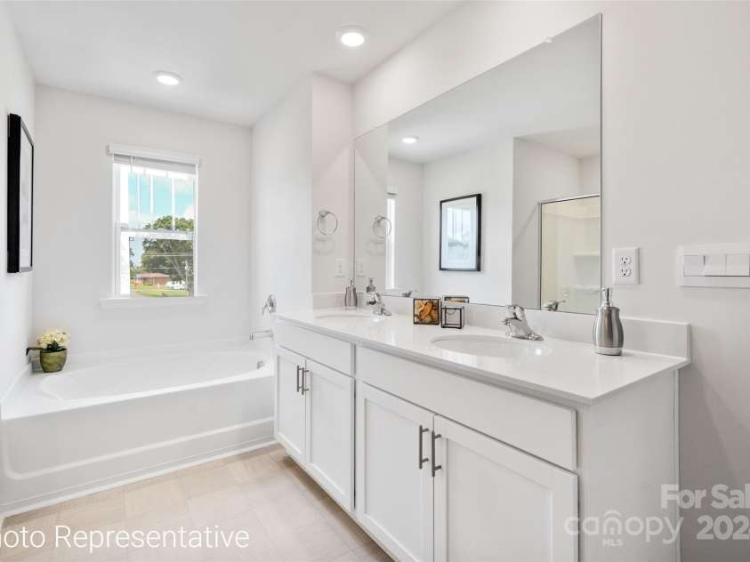 167 Shorthorn Road, Fletcher, NC 28732.  MLS# CAR4204201, YatesRealty ID 4398. 