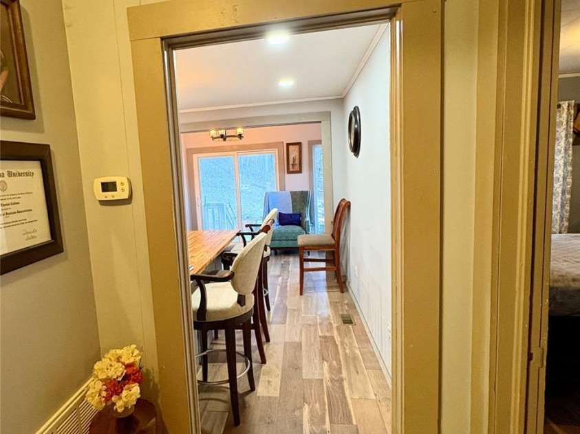 2050 Blowing Rock Boulevard, Lenoir, NC 28645.  MLS# CAR4341437, YatesRealty ID 4398. 