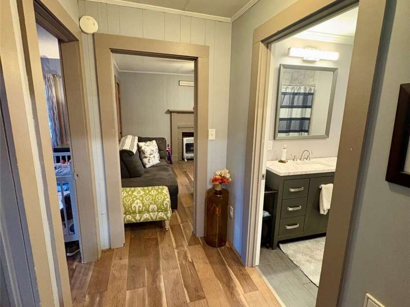 2050 Blowing Rock Boulevard, Lenoir, NC 28645.  MLS# CAR4341437, YatesRealty ID 4398. 