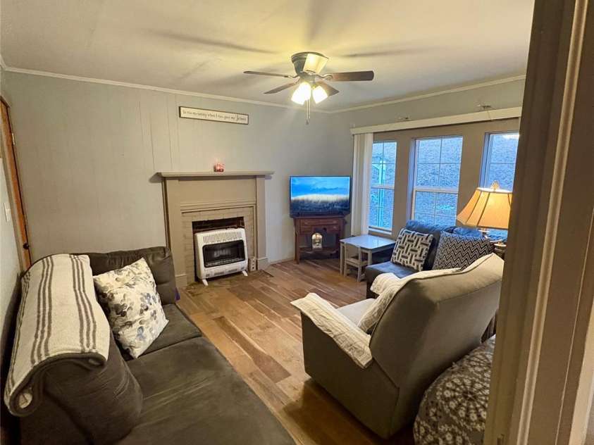 2050 Blowing Rock Boulevard, Lenoir, NC 28645.  MLS# CAR4341437, YatesRealty ID 4398. 