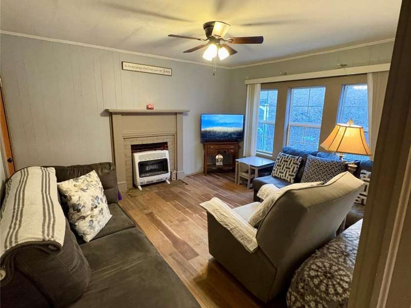 2050 Blowing Rock Boulevard, Lenoir, NC 28645.  MLS# CAR4341437, YatesRealty ID 4398. 