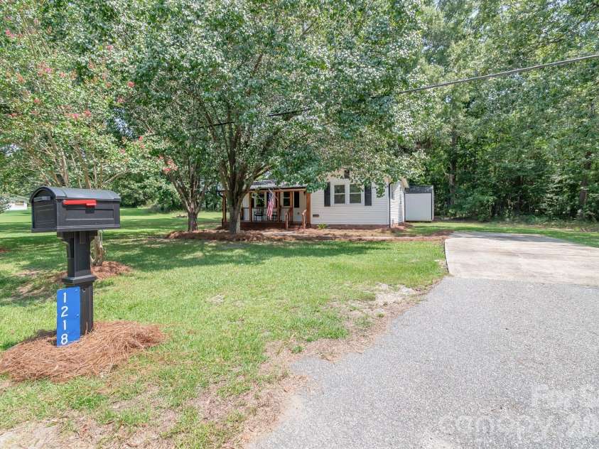 1218 Hammond Carnes Road, Lancaster, SC 29720.  MLS# CAR4413480, YatesRealty ID 43980. 