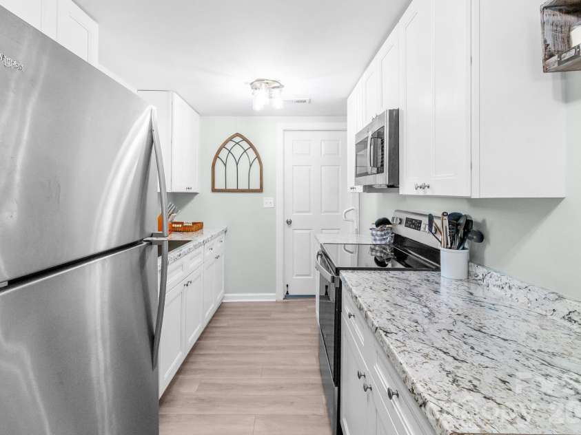 1218 Hammond Carnes Road, Lancaster, SC 29720.  MLS# CAR4413480, YatesRealty ID 43980. 