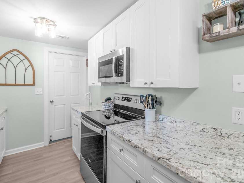 1218 Hammond Carnes Road, Lancaster, SC 29720.  MLS# CAR4413480, YatesRealty ID 43980. 