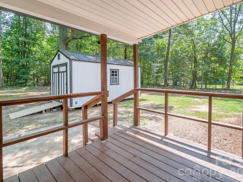 1218 Hammond Carnes Road, Lancaster, SC 29720.  MLS# CAR4413480, YatesRealty ID 43980. 