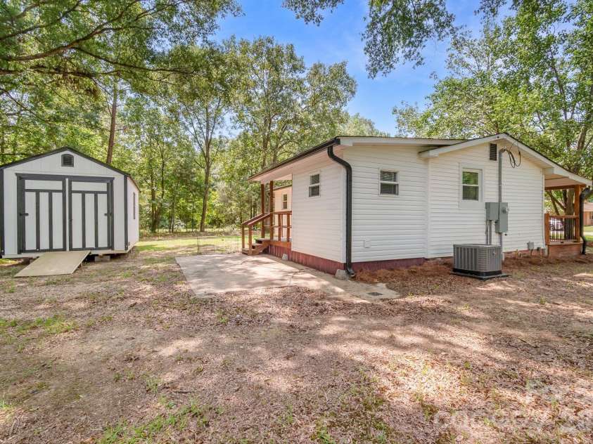 1218 Hammond Carnes Road, Lancaster, SC 29720.  MLS# CAR4413480, YatesRealty ID 43980. 