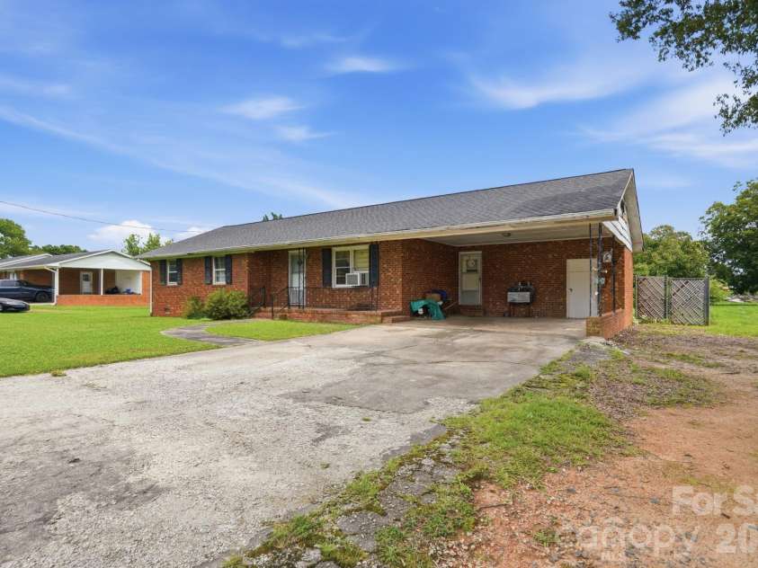 185 Bost Road, China Grove, NC 28023.  MLS# CAR4413805, YatesRealty ID 43981. 