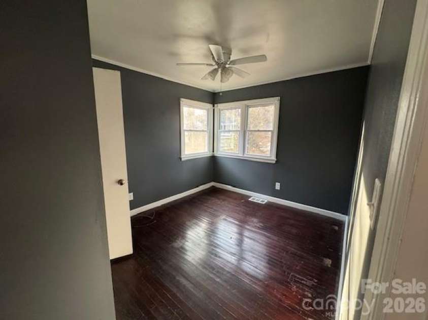 2508 Druid Hills Way, Charlotte, NC 28206.  MLS# CAR4345475, YatesRealty ID 4399. 