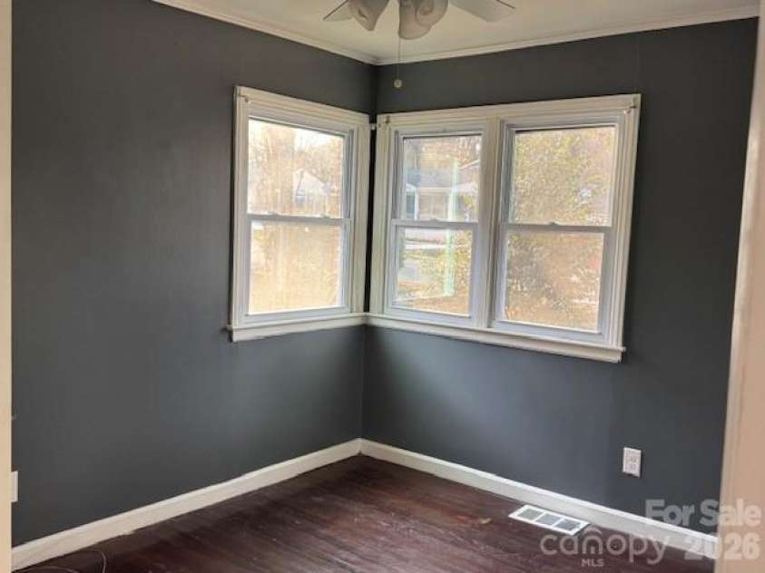 2508 Druid Hills Way, Charlotte, NC 28206.  MLS# CAR4345475, YatesRealty ID 4399. 