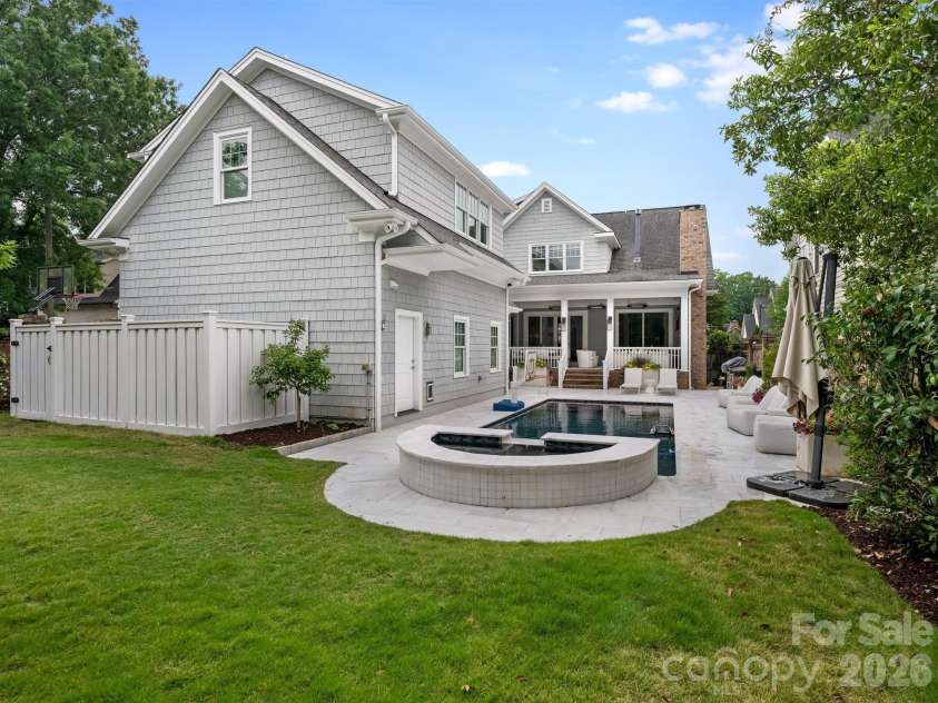 300 Plantation Place, Charlotte, NC 28209.  MLS# CAR4386127, YatesRealty ID 43992. Rear Exterior