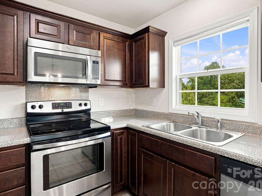 1950 Huckleberry Ridge Road, Hiddenite, NC 28636.  MLS# CAR4413318, YatesRealty ID 43994. 