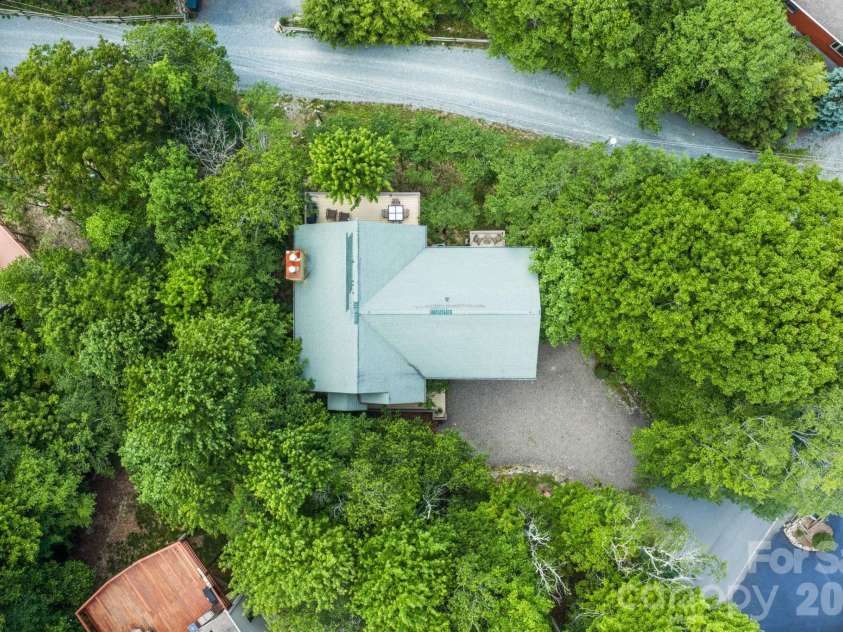 117 Pinnacle Ridge Road, Beech Mountain, NC 28604.  MLS# CAR4390771, YatesRealty ID 43995. Arial view