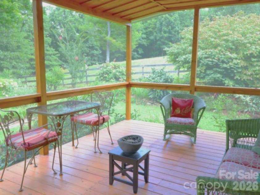 141 Owl Haven Lane, Cedar Mountain, NC 28718.  MLS# CAR4413663, YatesRealty ID 43997. 
