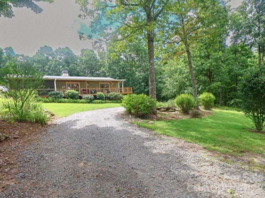 141 Owl Haven Lane, Cedar Mountain, NC 28718.  MLS# CAR4413663, YatesRealty ID 43997. 
