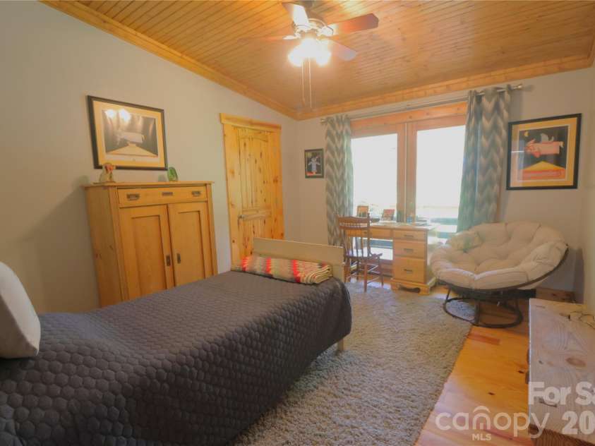 141 Owl Haven Lane, Cedar Mountain, NC 28718.  MLS# CAR4413663, YatesRealty ID 43997. 