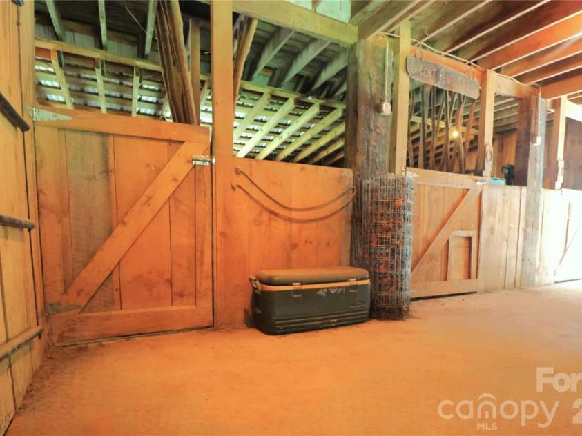 141 Owl Haven Lane, Cedar Mountain, NC 28718.  MLS# CAR4413663, YatesRealty ID 43997. 