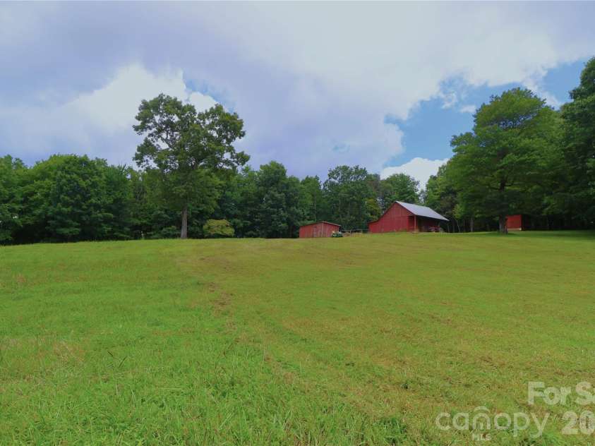 141 Owl Haven Lane, Cedar Mountain, NC 28718.  MLS# CAR4413663, YatesRealty ID 43997. 