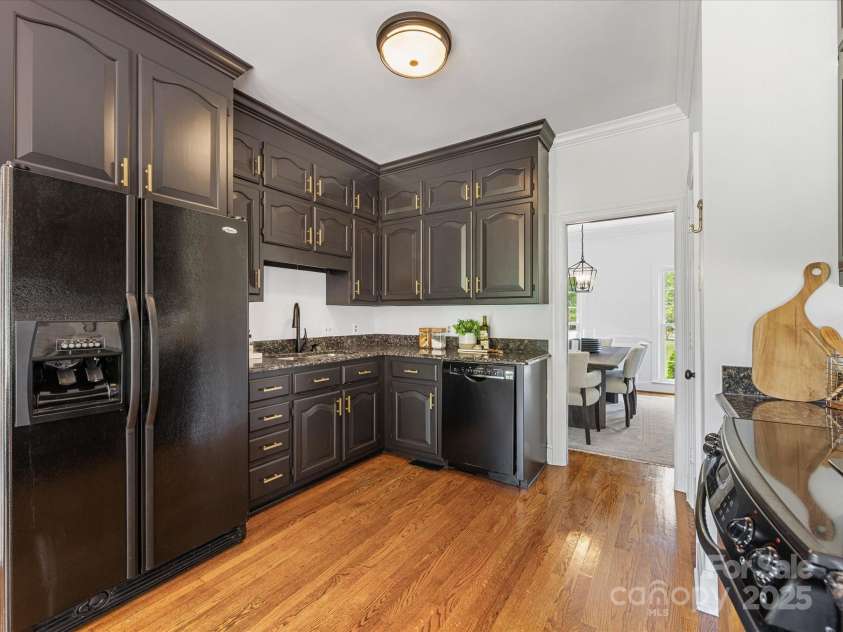 11215 Idlewild Road, Matthews, NC 28105.  MLS# CAR4281881, YatesRealty ID 44. 