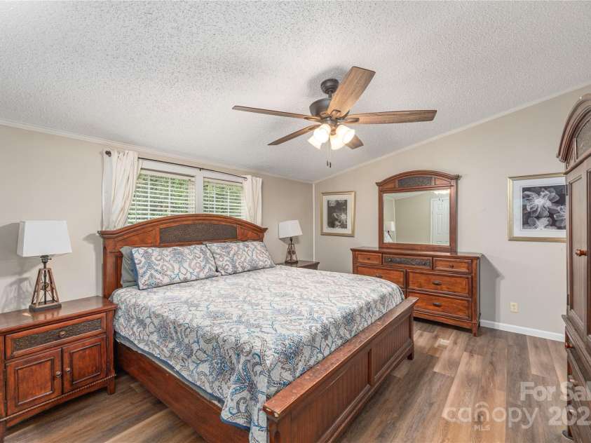 9781 Nc 209 Highway, Hot Springs, NC 28743.  MLS# CAR4300473, YatesRealty ID 44. 