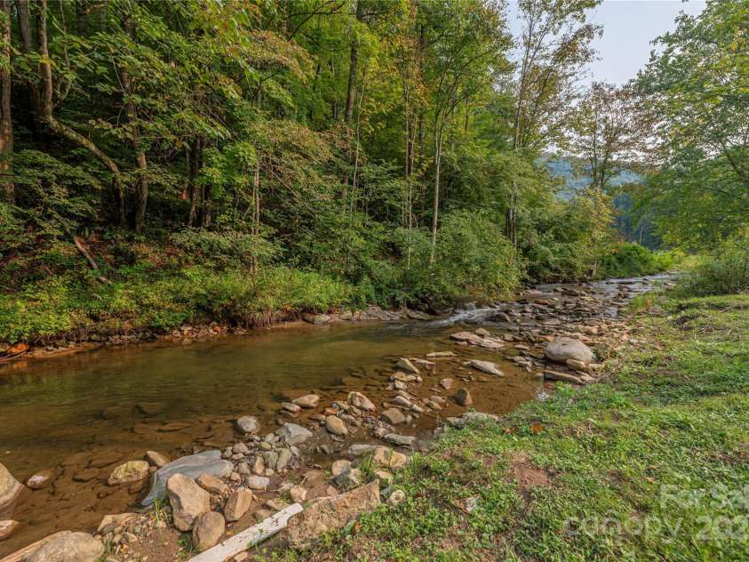 9781 Nc 209 Highway, Hot Springs, NC 28743.  MLS# CAR4300473, YatesRealty ID 44. 